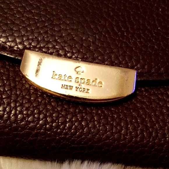 KATE SPADE♠️NEW YORK Brown Vintage Leather Wallet! Red Kate Spade  Fabric Inside - Picture 3 of 13
